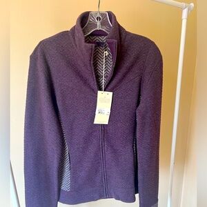 Wool zip up